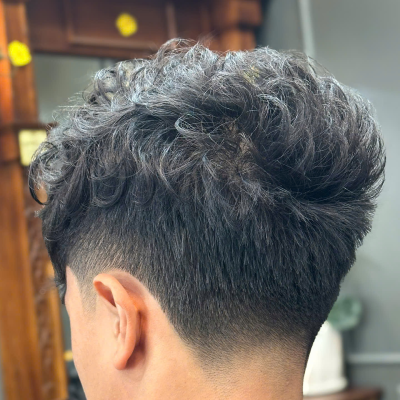 Uốn tóc đẹp tân bình