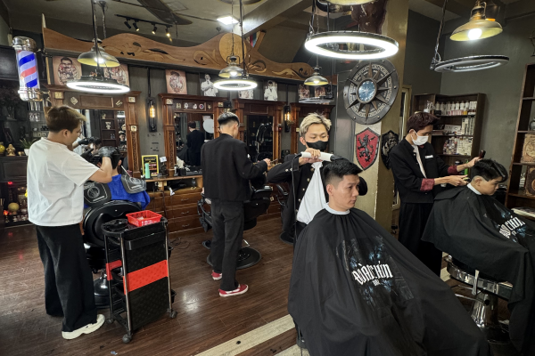 Tiệm tóc đông nhất tân bình
