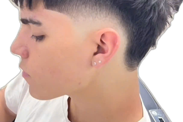Đoàn Chín barber